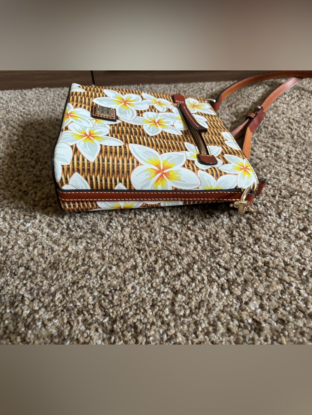 Dooney & Bourke Brown Wicker Print Floral Crossbody Plumeria - Picture 4 of 12